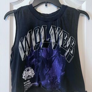 SHE Darc Sport Wolves Club Sleeveless Tee Size S – Premium Vintage Collection